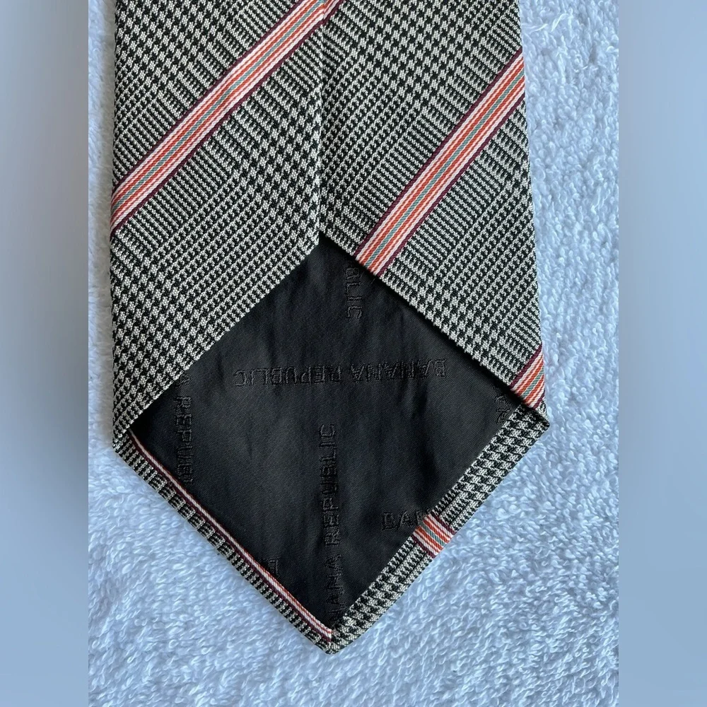 Banana Republic Gray Glen Plaid Tie with Pink Stripes